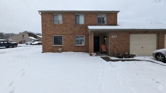 Building Photo - 827 Kerns Dr NE