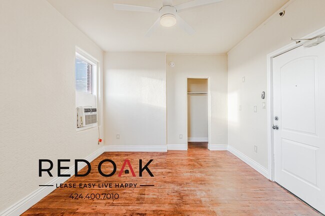 Foto del edificio - 2731 Beverly Blvd