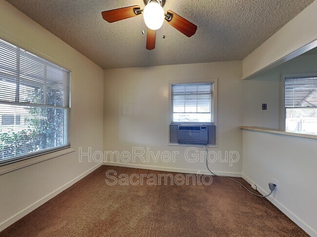 Building Photo - 4929 Virginia Way