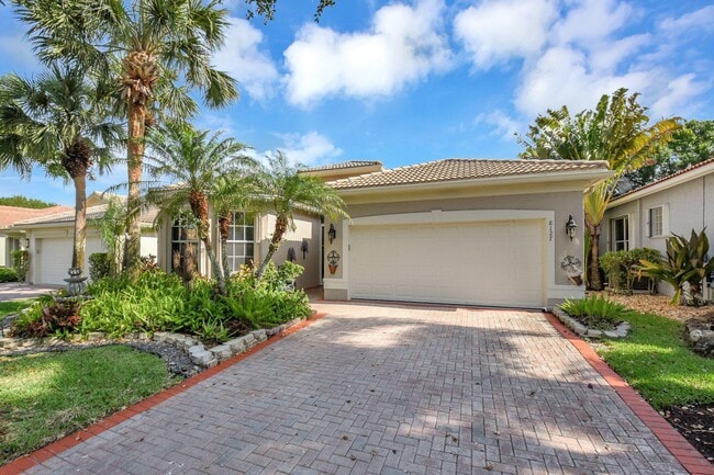 Building Photo - 8127 Playa Del Sur Blvd