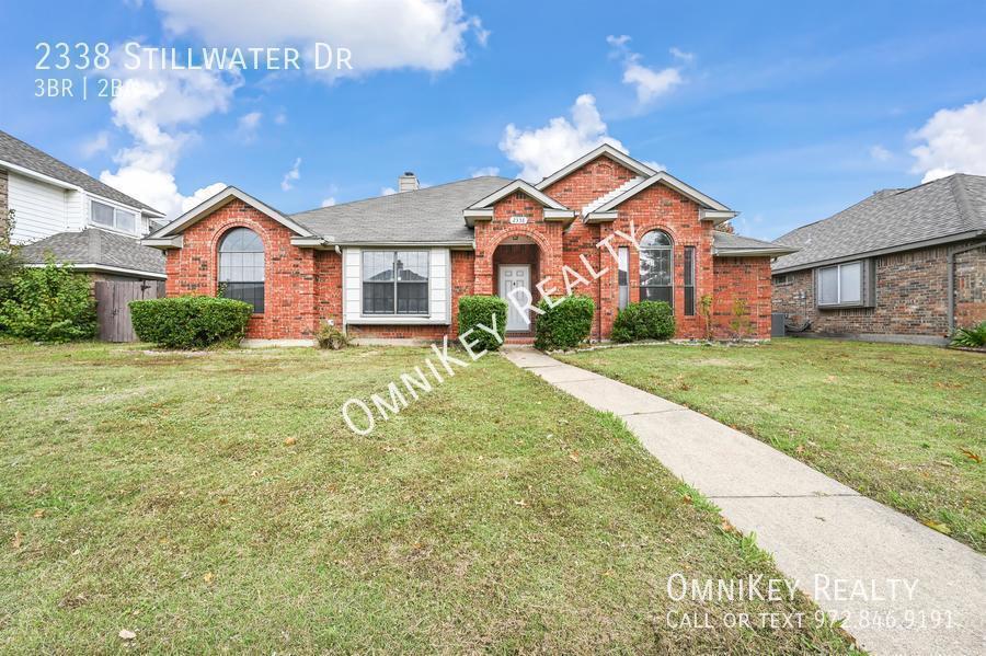Foto principal - 2338 Stillwater Dr
