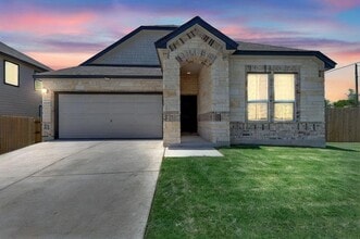 Building Photo - 14516 Isidors Eagle Wy