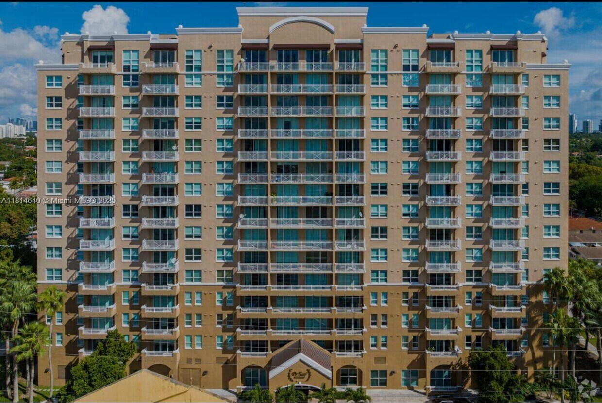 Primary Photo - 2665 SW 37th Ave