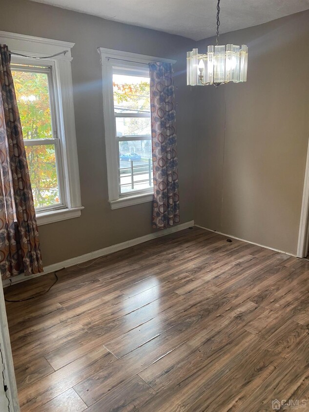 Foto principal - 119 Prospect Ave