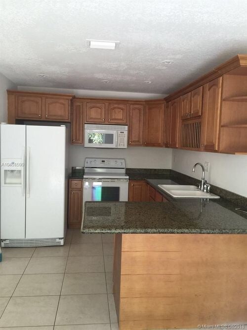 Foto del edificio - 19559 NW 55th Cir Pl