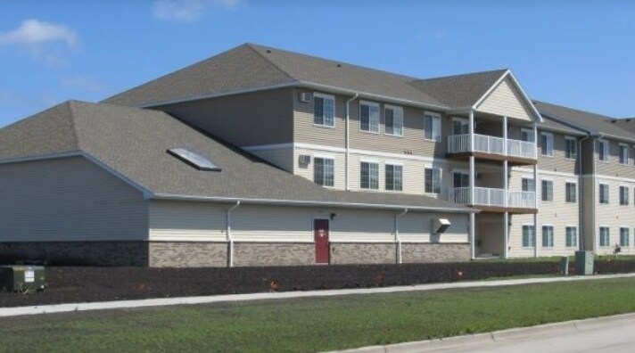 Primary Photo - Desoto Estates