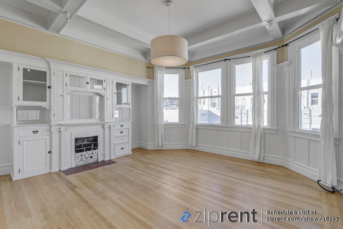 Primary Photo - 156 Albion St
