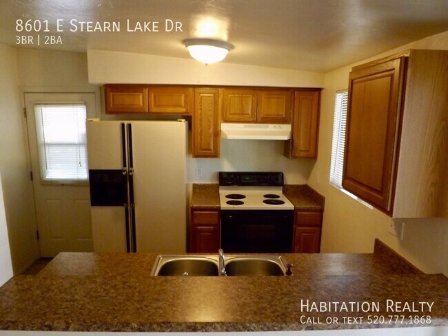 Foto del edificio - 8601 E Stearn Lake Dr