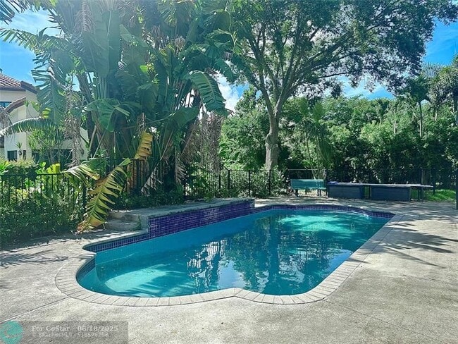 Building Photo - 4755 Chardonnay Dr