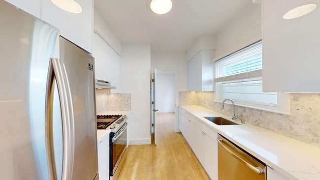 Photo - 1912 Mission St Apartment