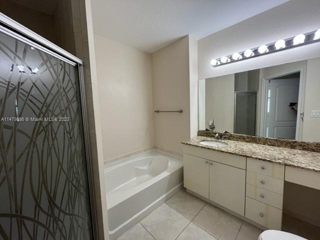 Building Photo - 1830 Radius Dr