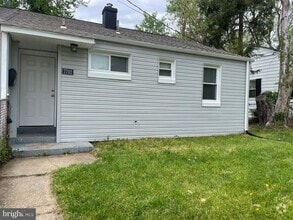 Building Photo - 7702 Normandy Rd