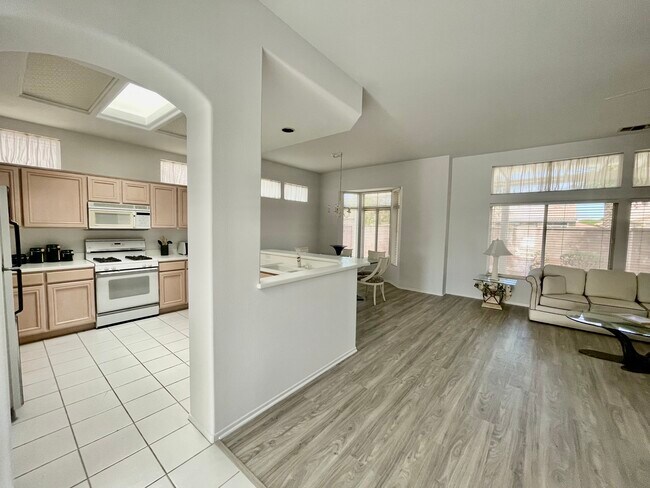 Foto del edificio - 37533 Golden Pebble Ave