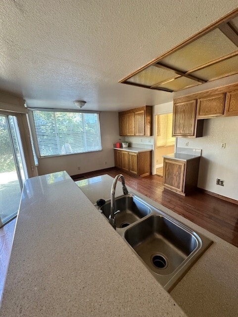 Foto del edificio - 1160 Ironwood Ct