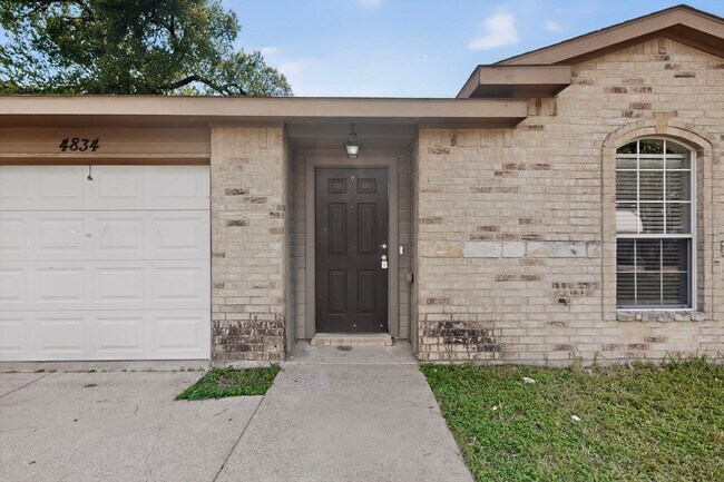 Foto del edificio - Charming 4-Bedroom Home on Quiet Cul-de-Sac | Move-In Ready | Deposit Alternative Available