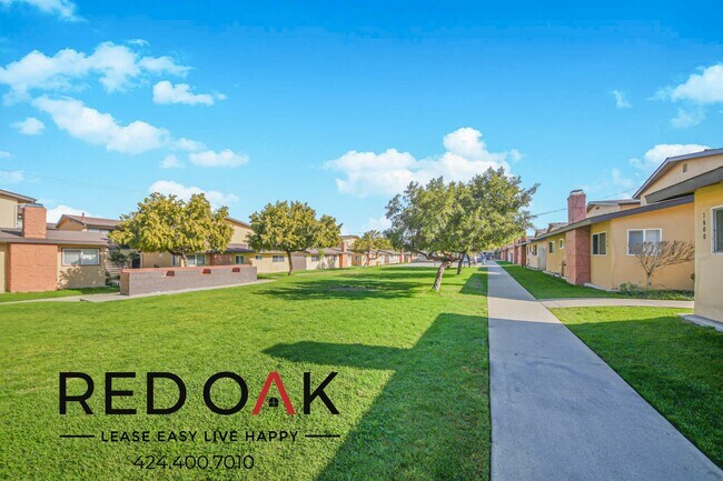 Foto del edificio - ~2 Weeks FREE~ Excellent Three Bedroom wit...