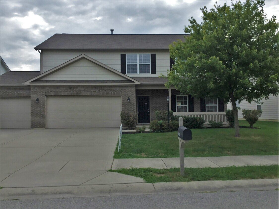 9711 Brooks Drive House Rental in Mc Cordsville, IN