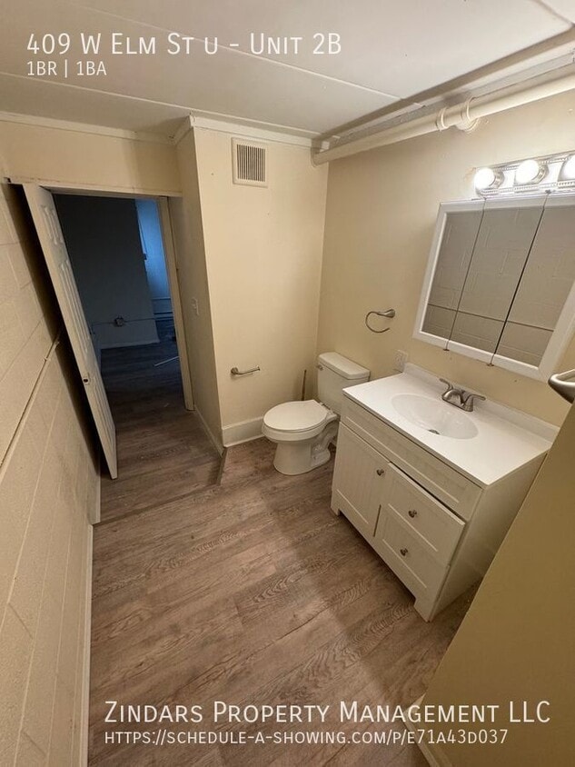 Primary Photo - Remodeled studio Apartment in Urbana, IL