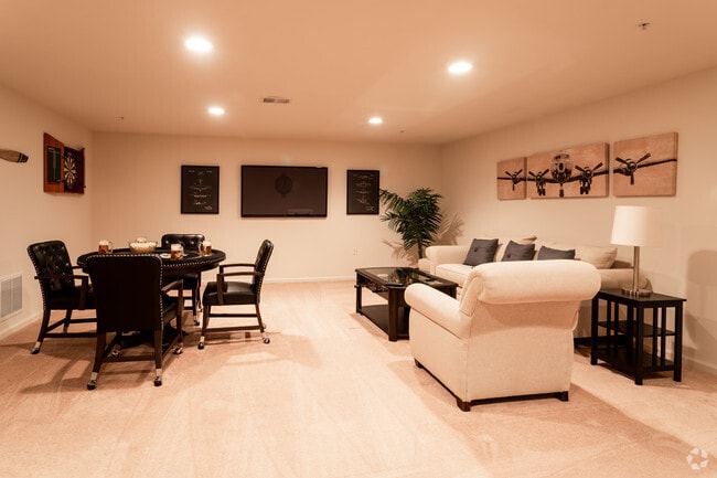Family Room - Heritage Orchard Hill