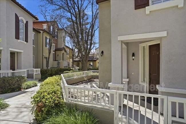 Building Photo - 23434 Abbey Glen Pl