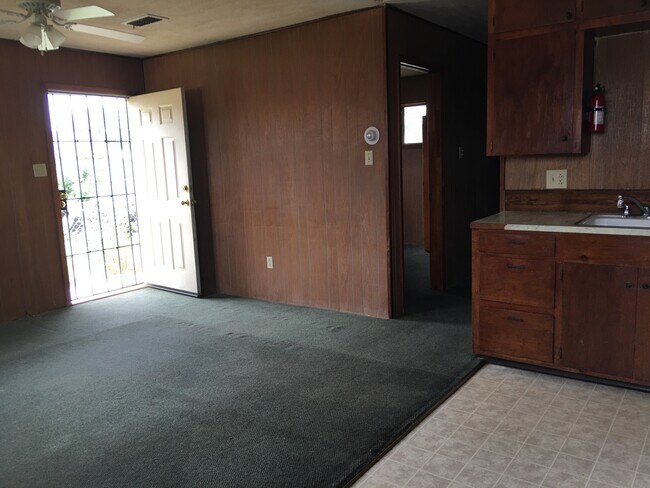 Foto del edificio - 414 Hickory St