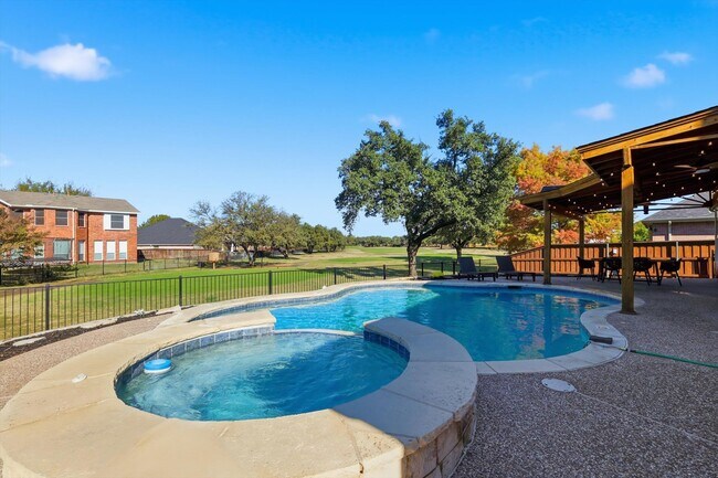 Building Photo - 4843 Golfside Dr