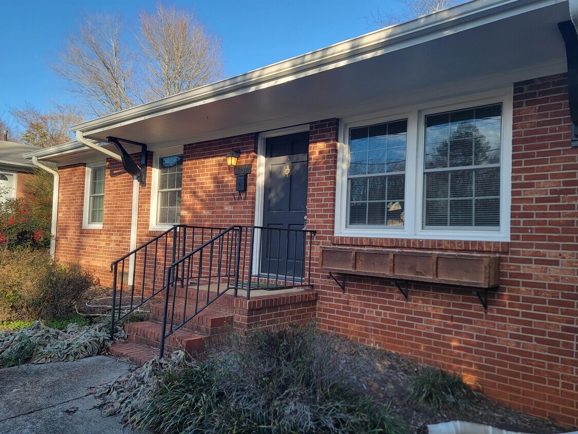 1267 Madison Ave, WinstonSalem, NC 27103 House Rental in Winston