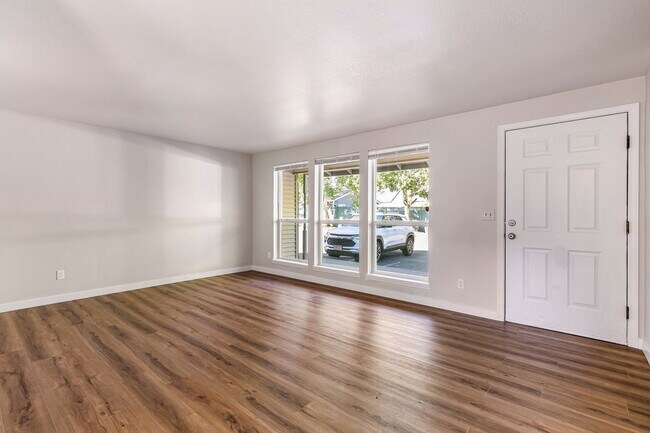Photo - 17442 Southeast 82nd Drive Townhome