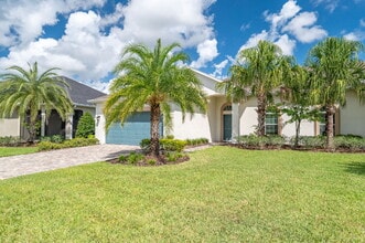 Building Photo - 2746 Spur Dr