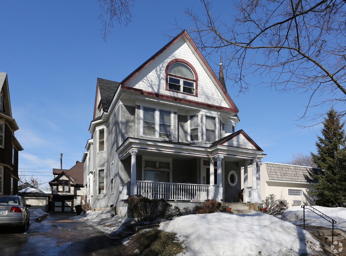 Building Photo - 2306 Colfax Ave S