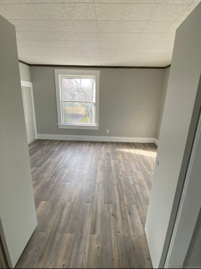 Building Photo - 1 Bedroom Studio Apartment for Rent