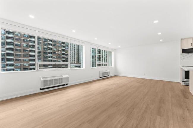Building Photo - 44 Charles West in Manulife Centre