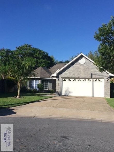 Primary Photo - 2005 Toluca Dr
