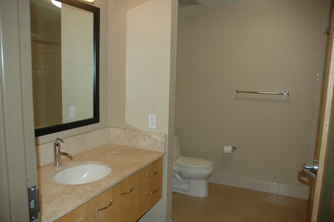 Foto del edificio - 1221 SW 10th Ave
