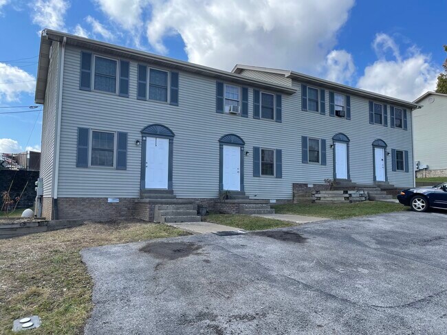 Building Photo - 508 Minton Dr
