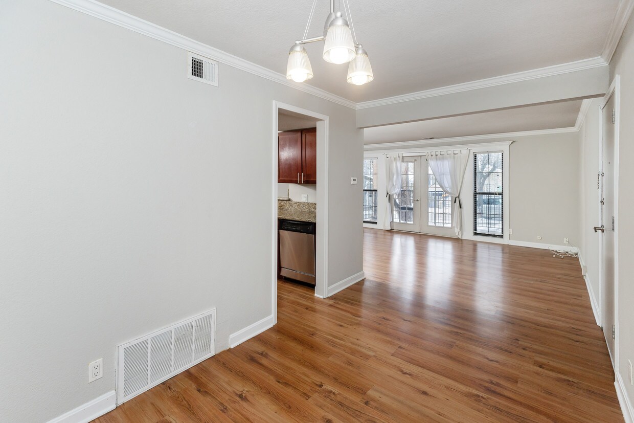Foto principal - 4727 Jarboe St