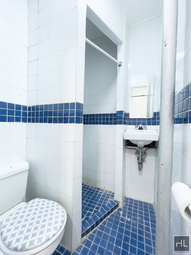 Foto del edificio - 2BR 2BA On Bushwick/Ridgewood Border