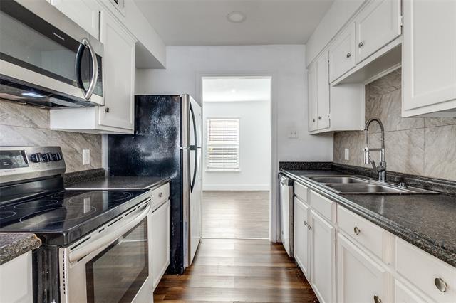 Building Photo - 4618 San Jacinto St