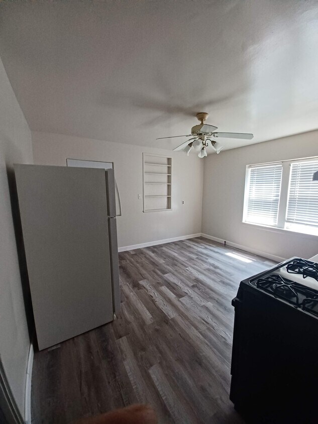 4801 Grasselli St Unit 2F, East Chicago, IN 46312 Condo for Rent in