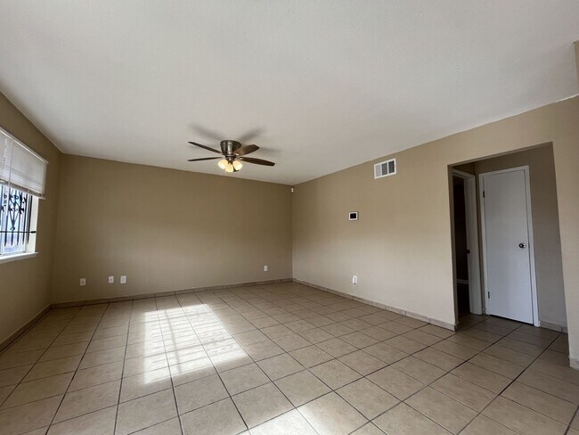 Foto del edificio - 3458 20th St