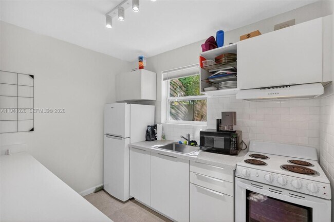 Foto del edificio - 3676 Oak Ave