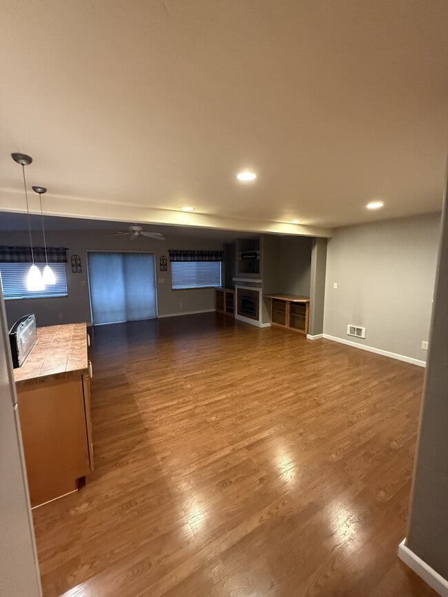 Foto del edificio - 111 E Driftwood Circle East