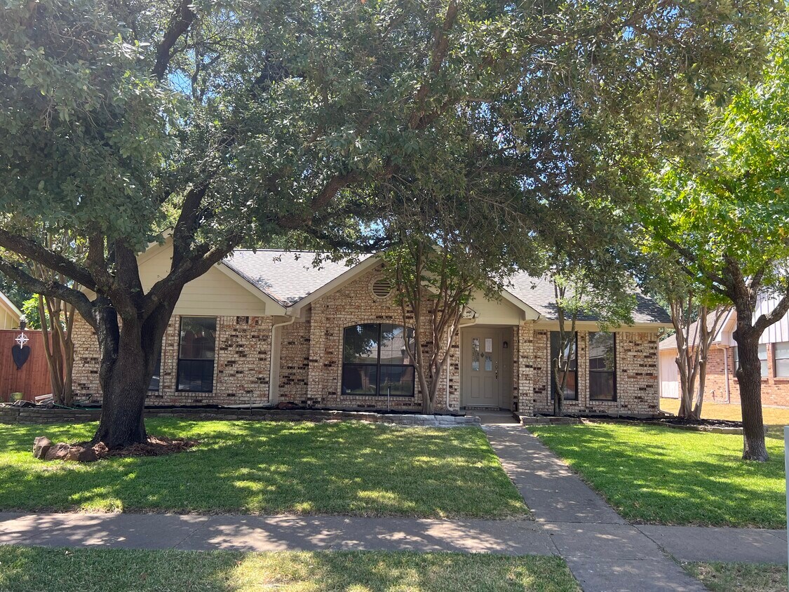 2032 Hawken Dr, Plano, TX 75023 House Rental in Plano, TX