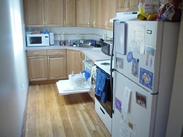 Primary Photo - 21 Gibbs St