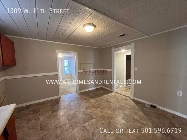 Foto del edificio - 1309 W 11th St