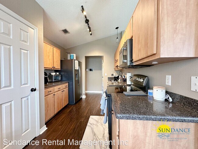 Foto del edificio - 3 br, 2 bath House - 562 Rough Leaf Lane