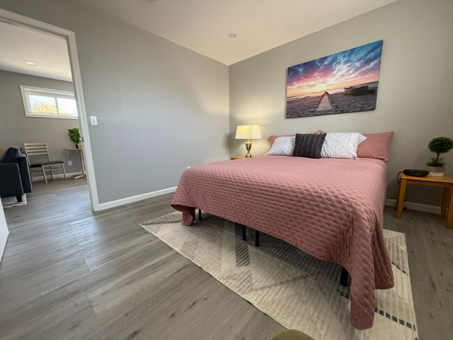 Foto del edificio - 438 N Park Ave