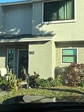 Building Photo - 5106 Pier Dr