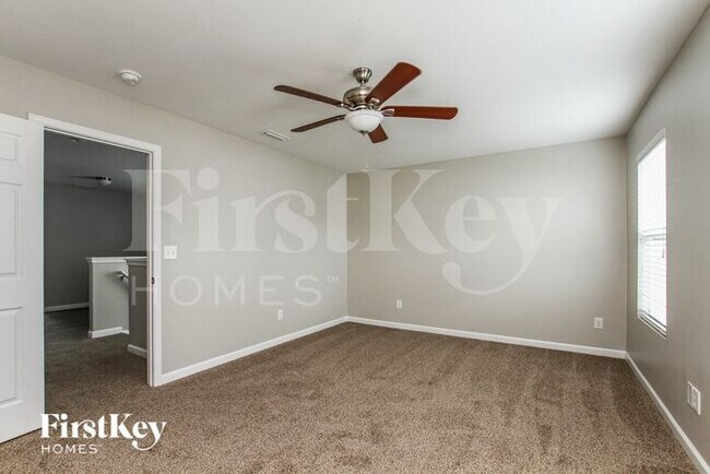 Foto del edificio - 504 Landis Oak Way