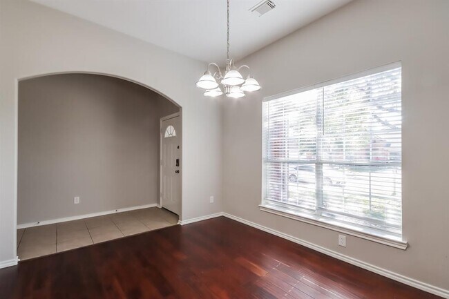 Foto del edificio - 6819 Rockwall Trail Dr